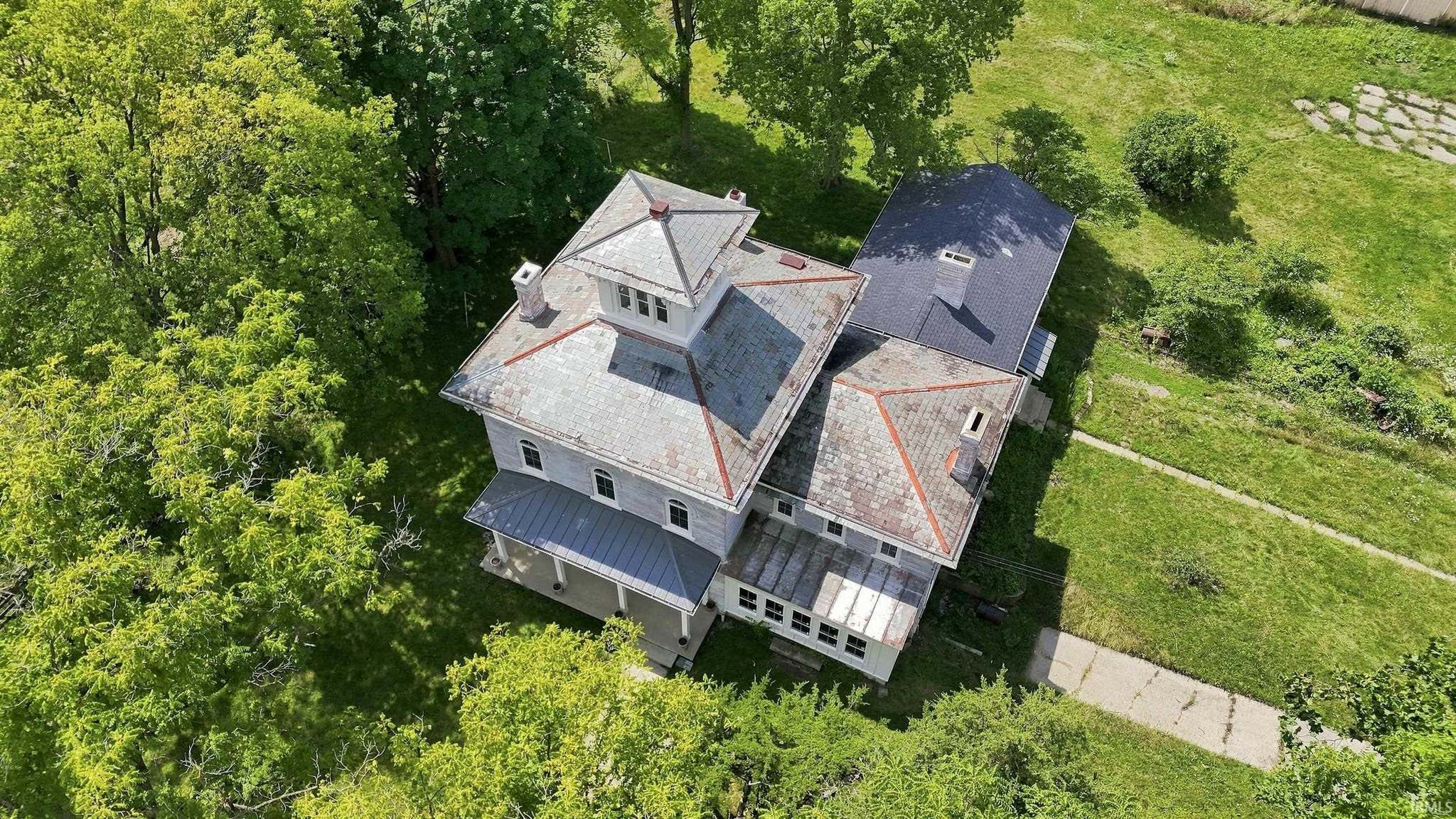 Image of 17935 West Road