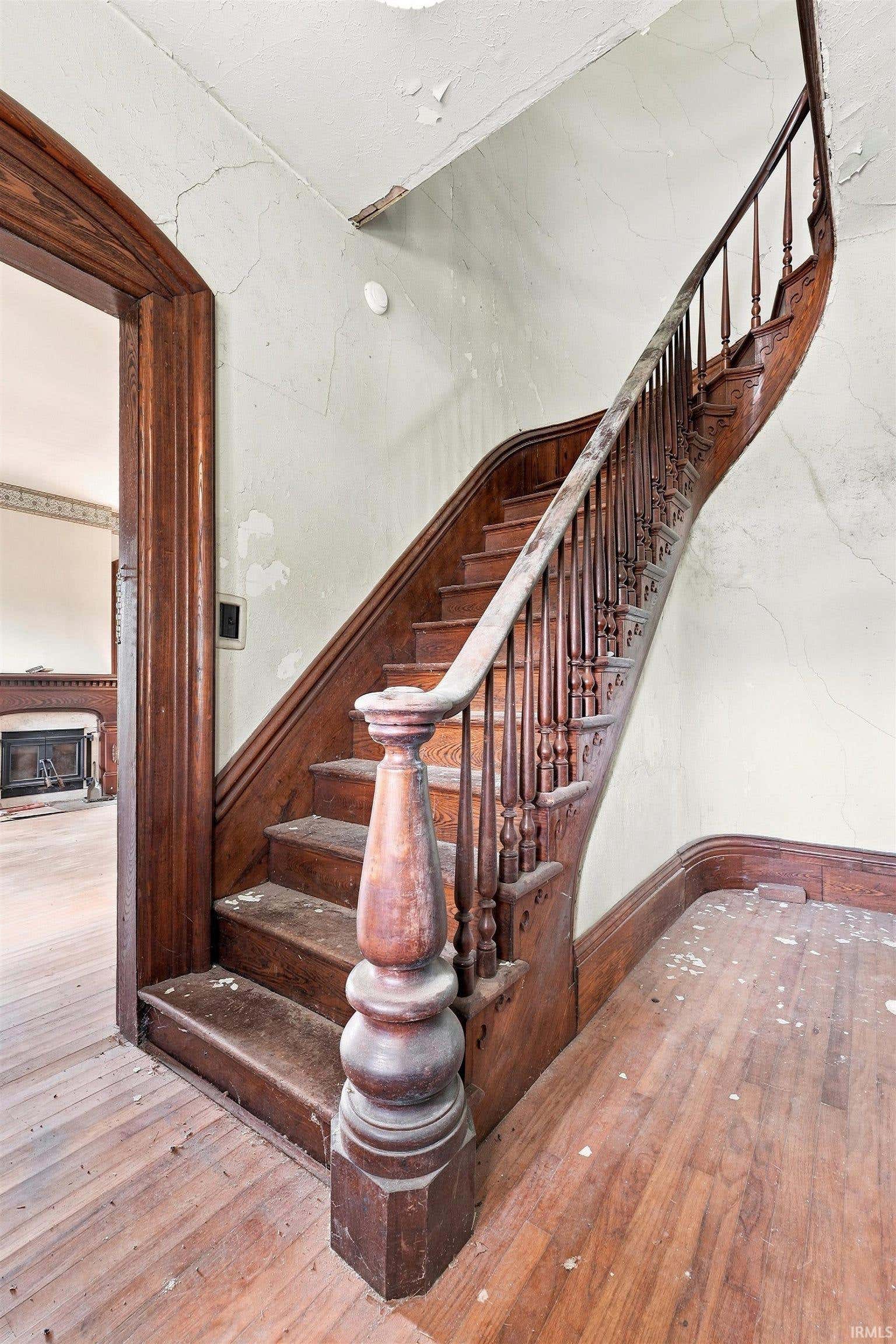 Image of 17935 West Road