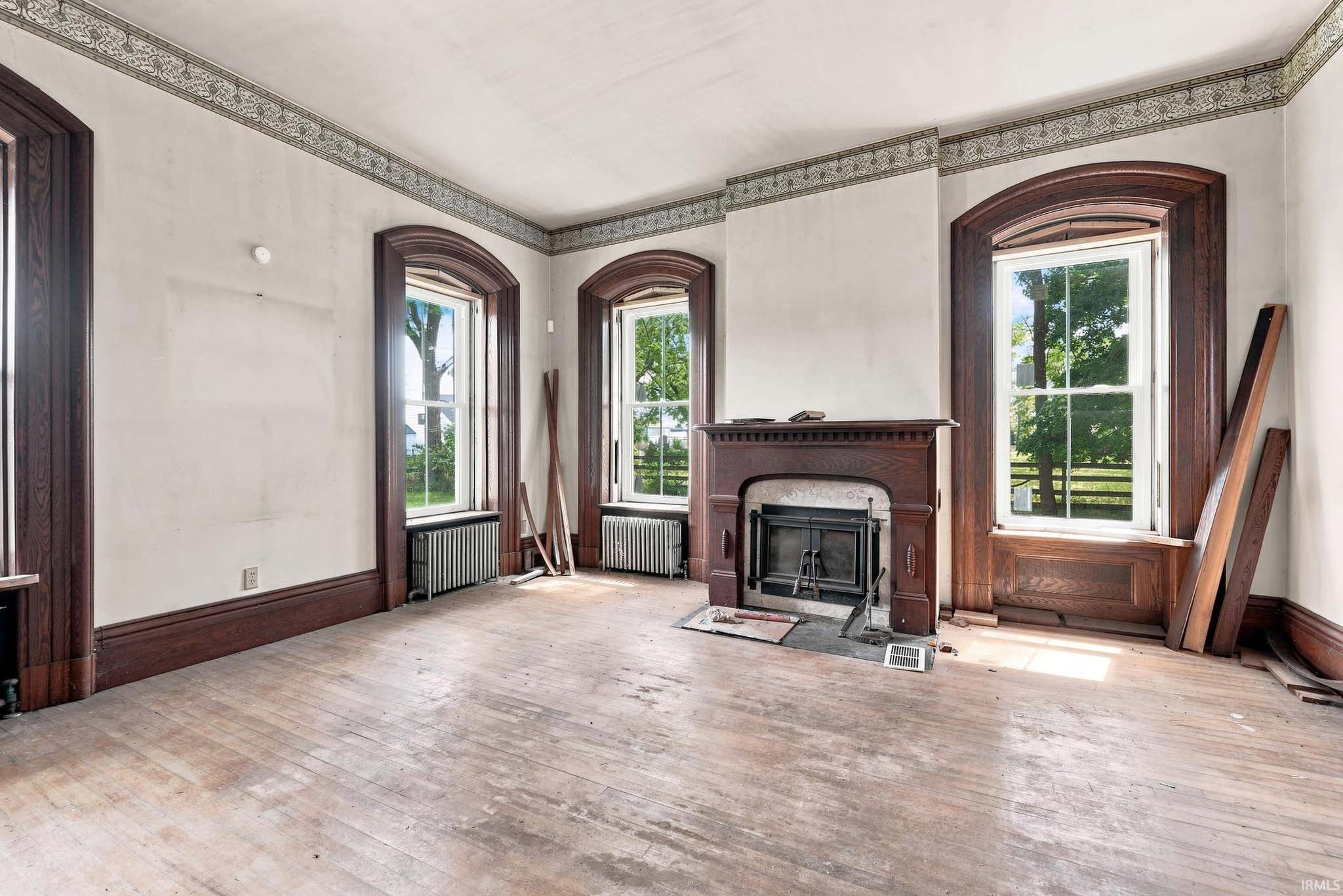 Image of 17935 West Road