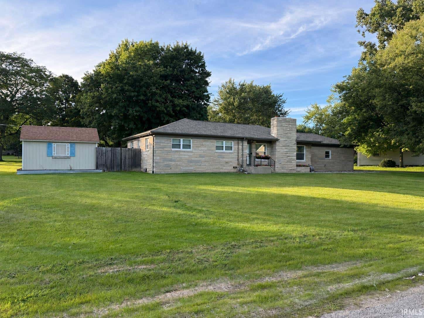 6226 E Hills Road 6226 E Hills Road