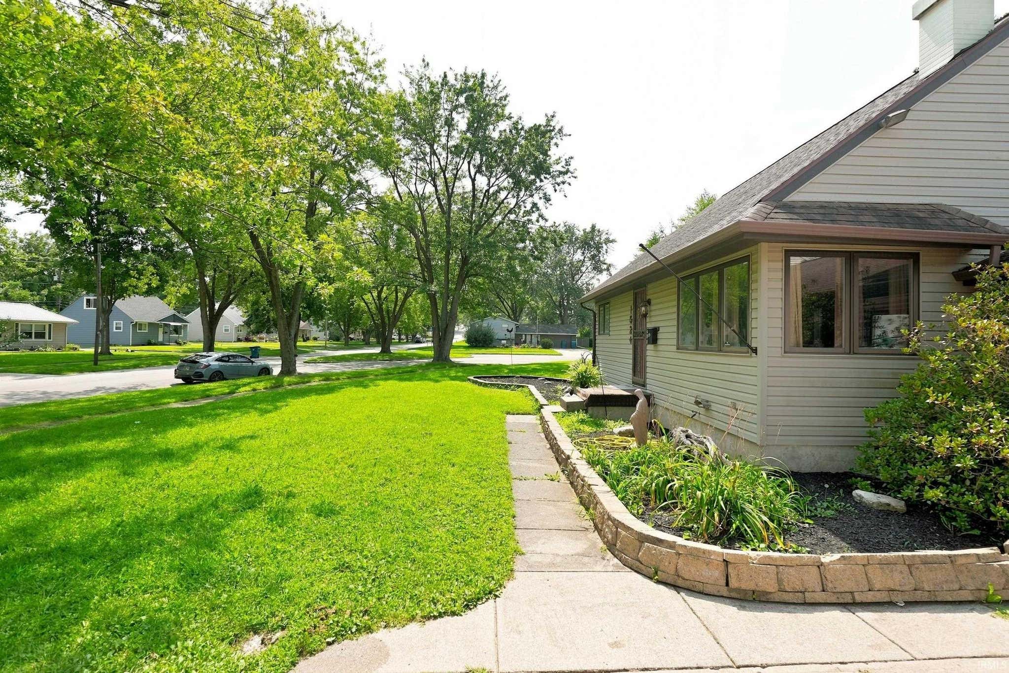 Image of 1524 N Park Drive