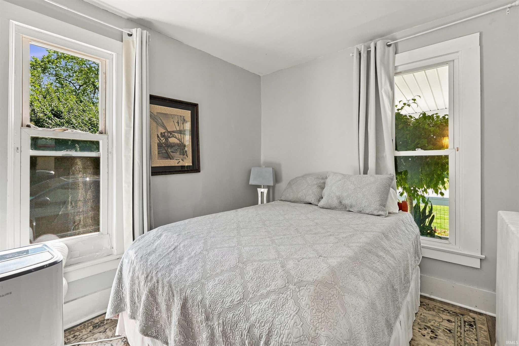 Image of 16015 Winchester Road