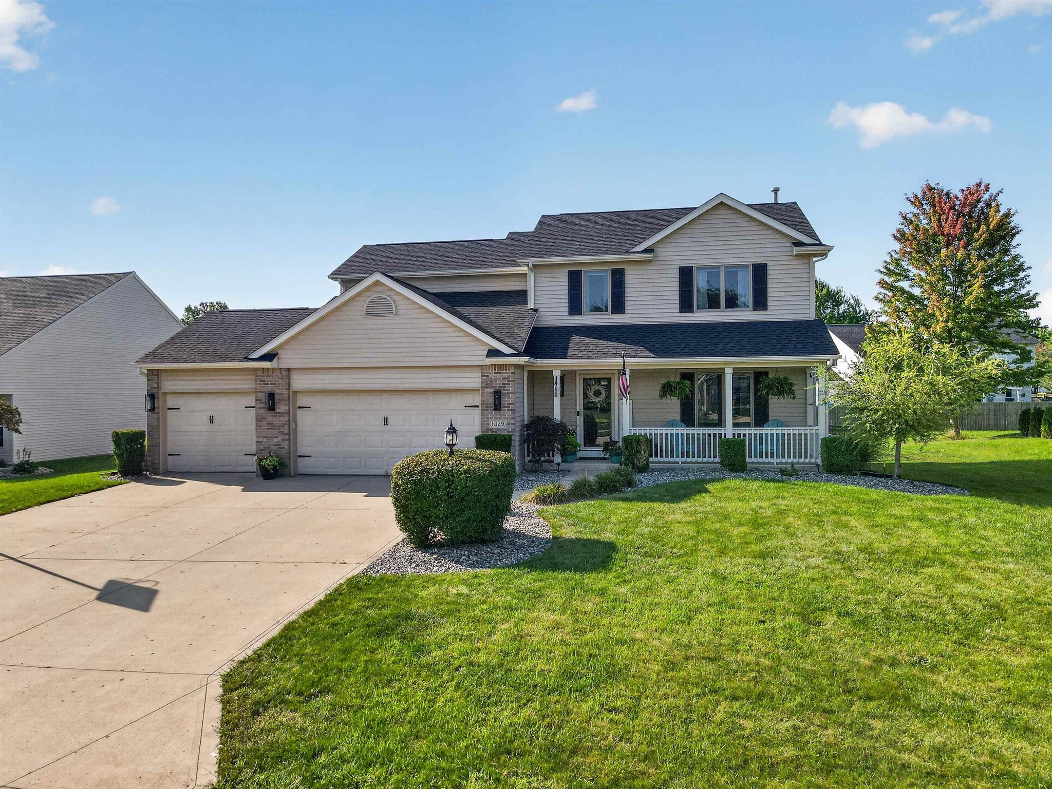 1029 Island Brooks Lane