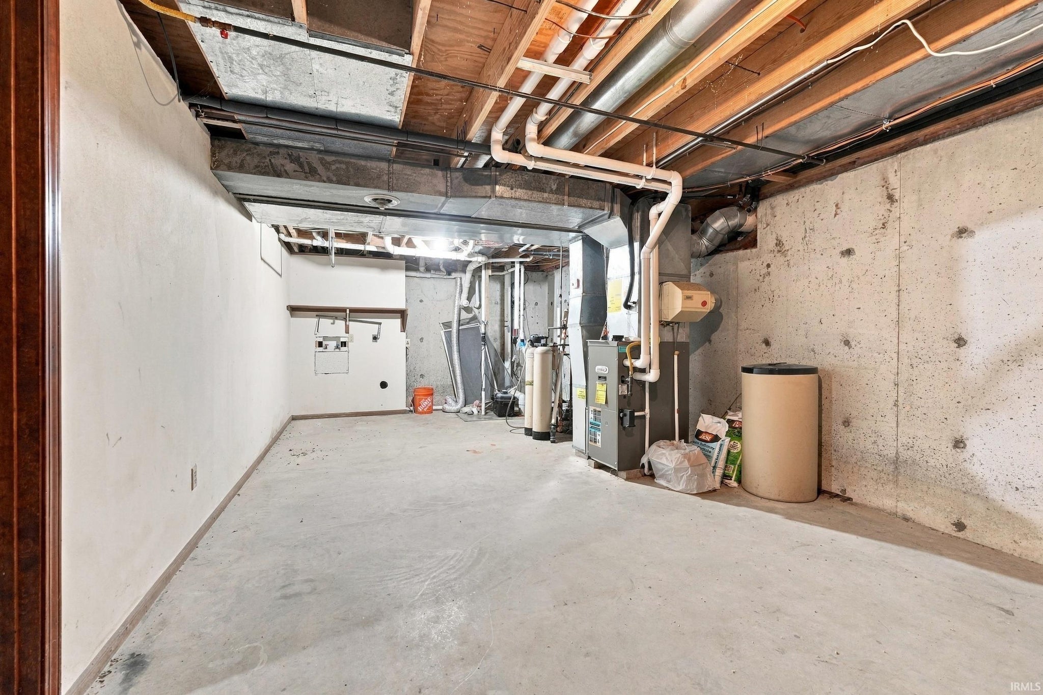 Image of 8805 Huguenard Road