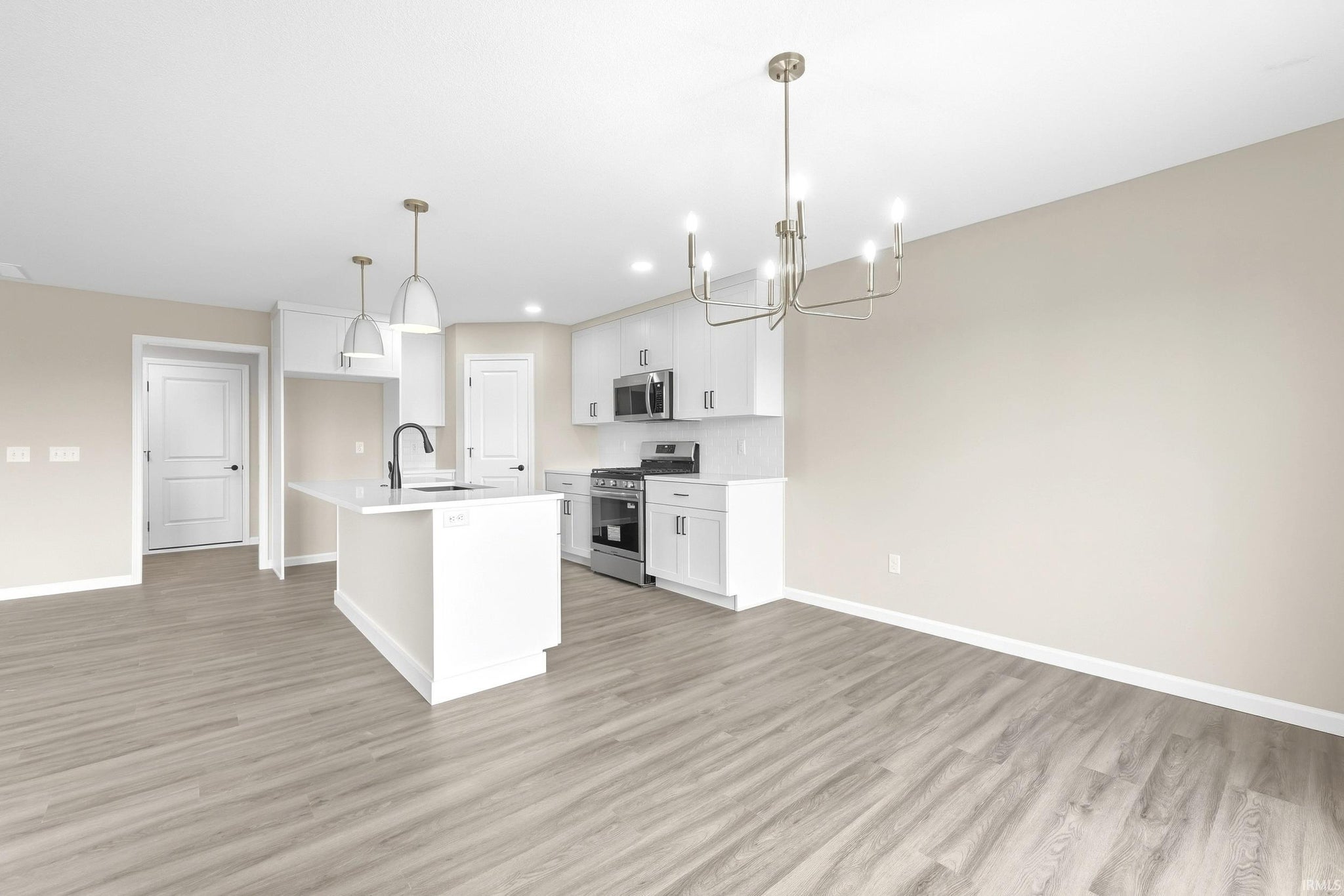 Image of 4911 Silverstone Passage