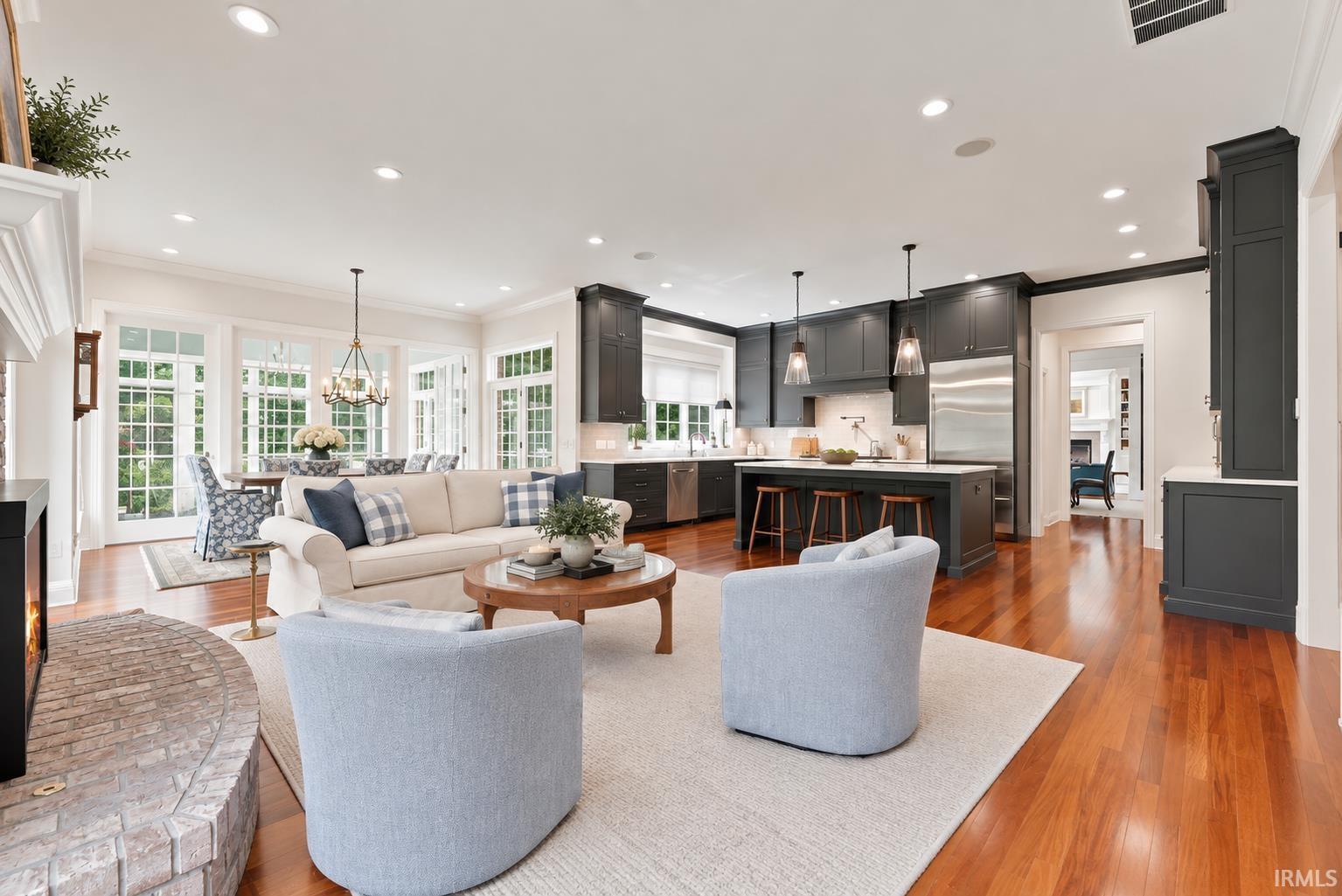 Image of 3815 Cantwell Boulevard