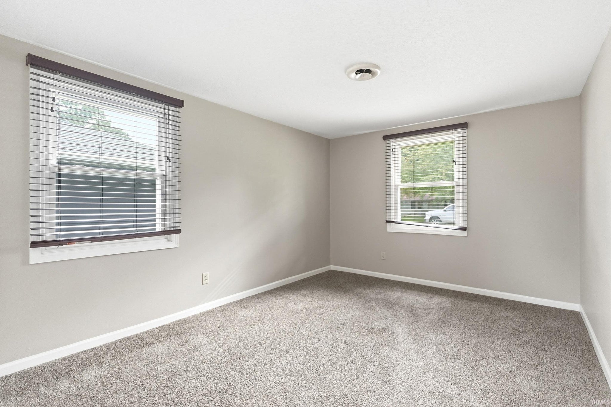 Image of 3924 Indian Hills Drive
