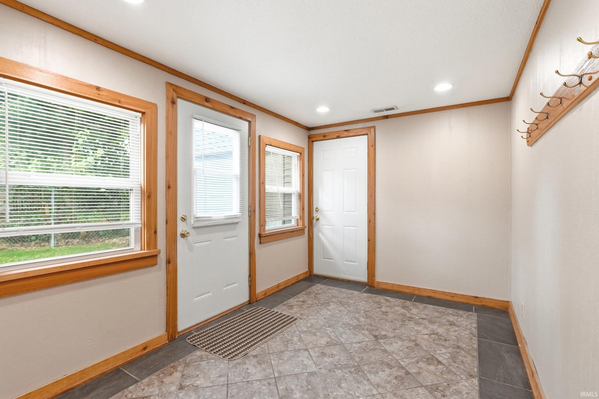 Image of 3924 Indian Hills Drive
