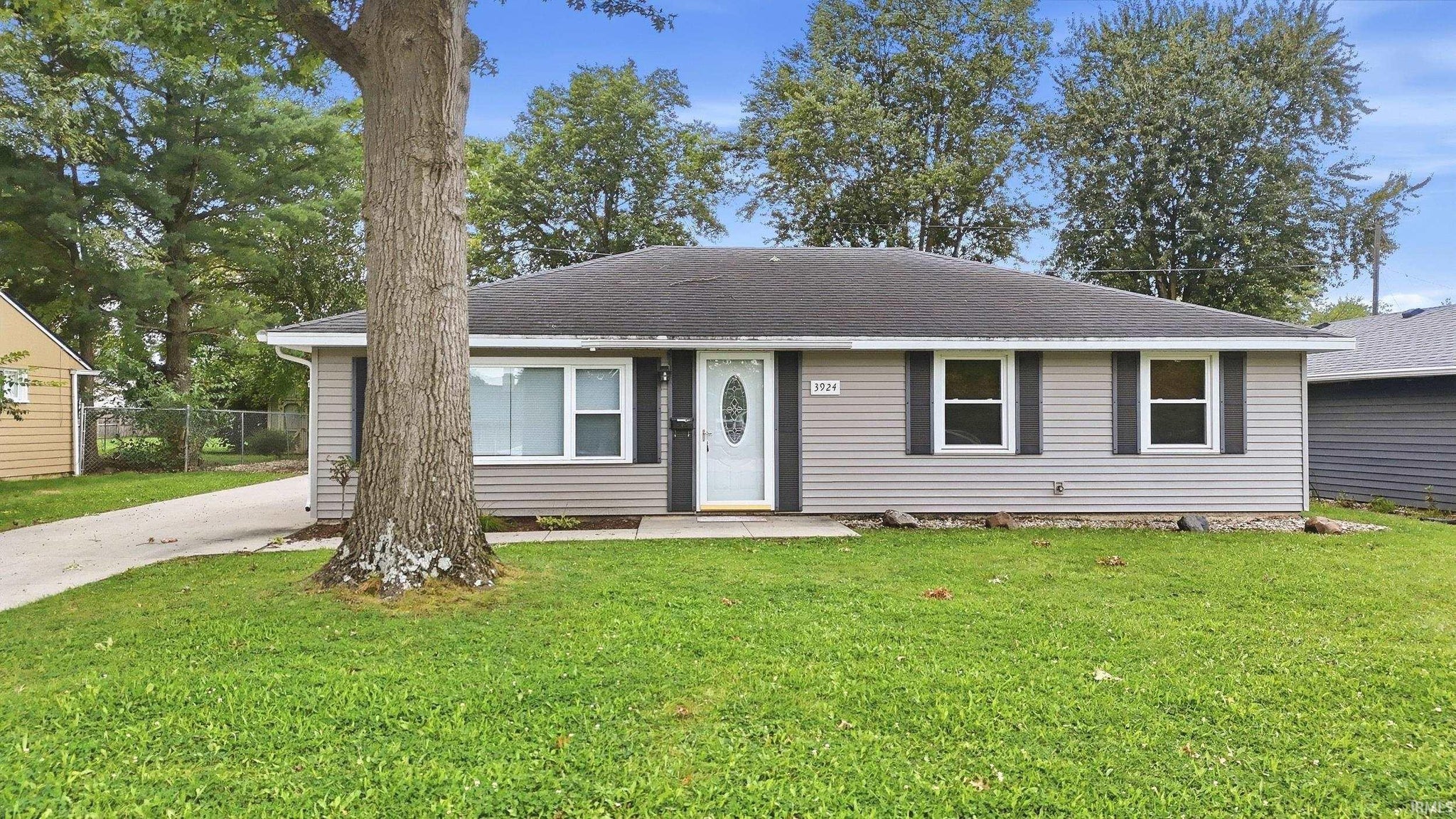 Image of 3924 Indian Hills Drive