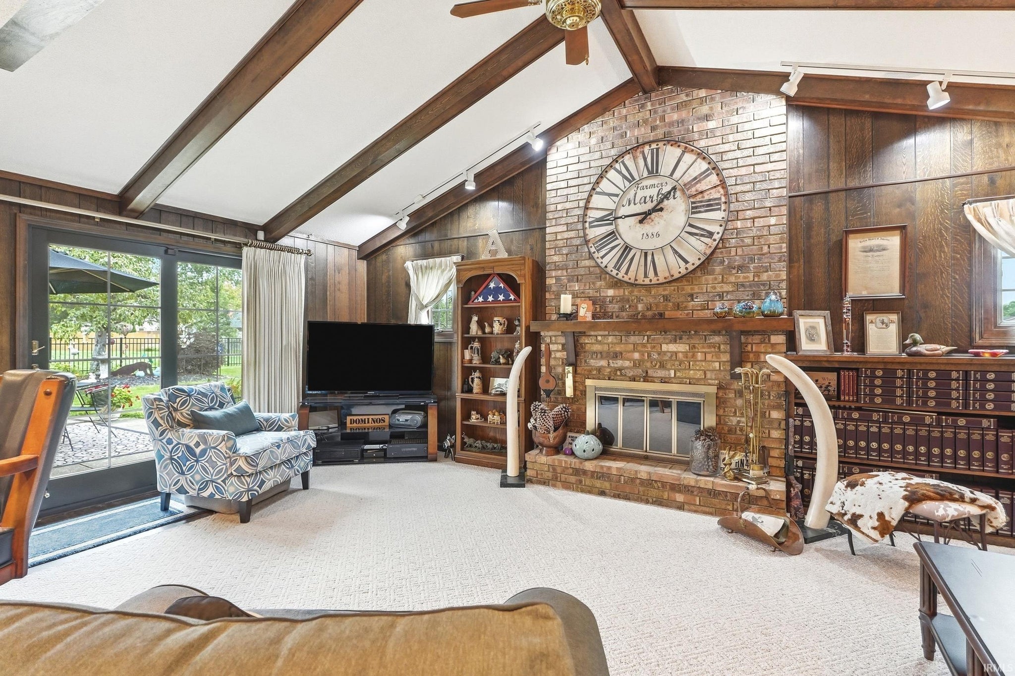 Image of 5922 Vance Avenue