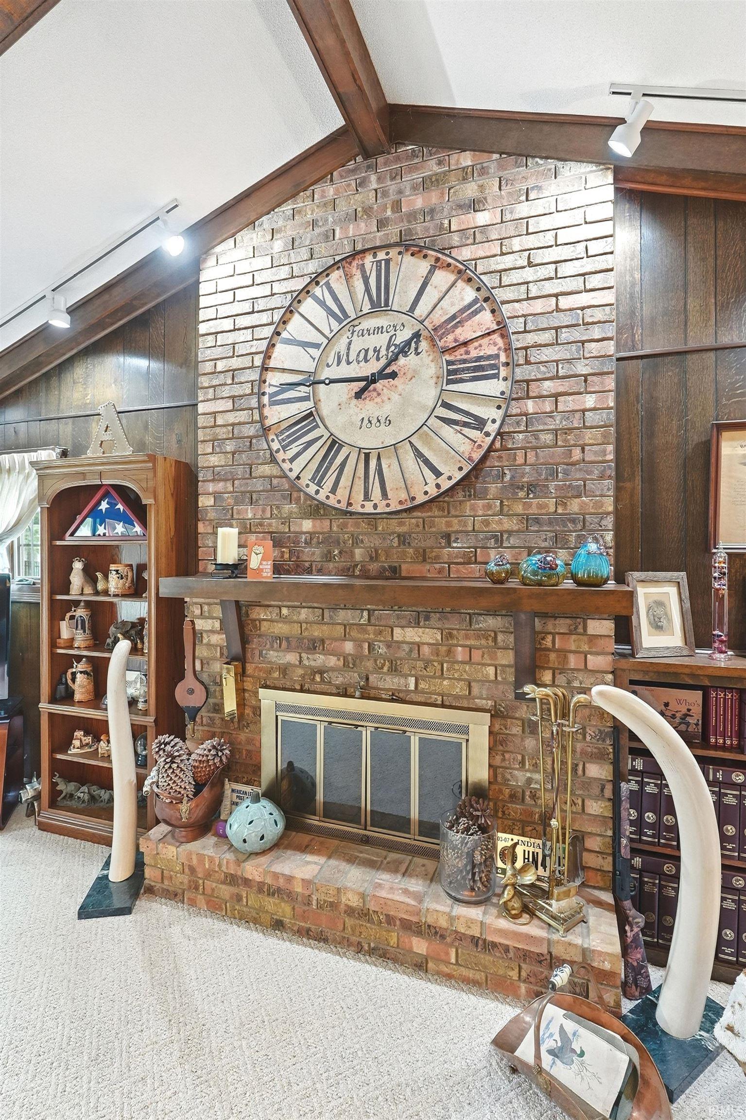 Image of 5922 Vance Avenue