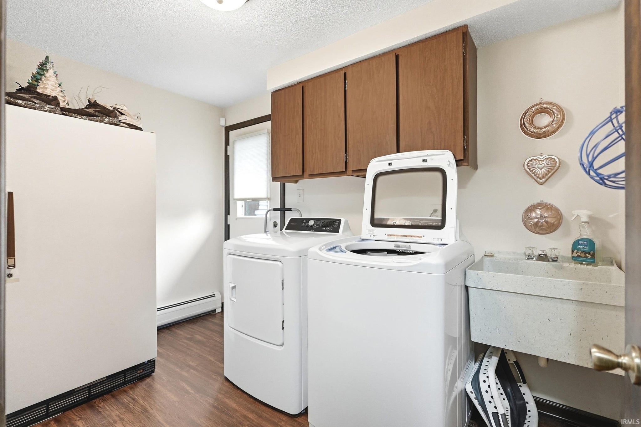 Image of 5922 Vance Avenue