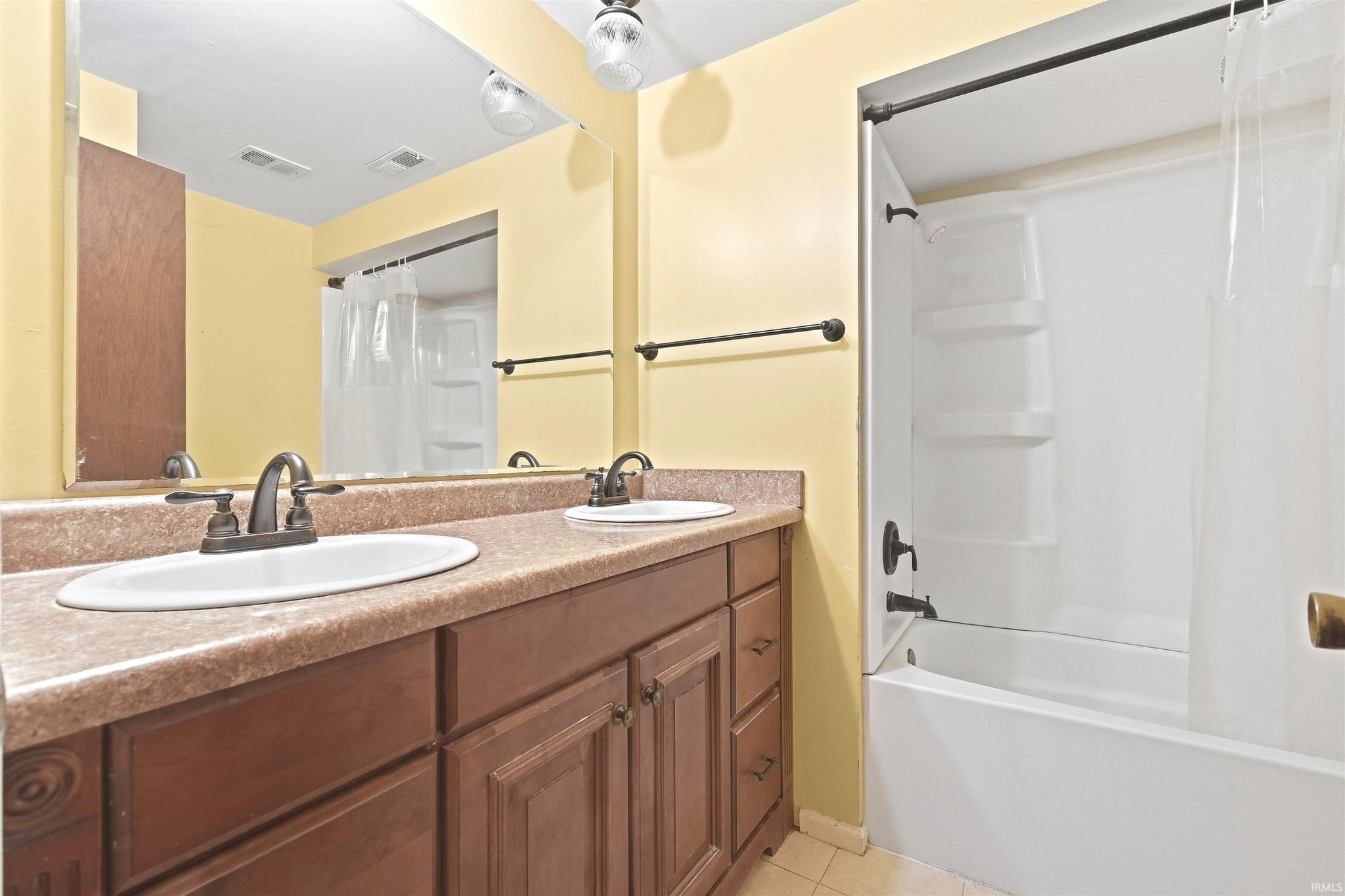 Image of 5323 Cloverbrook Drive