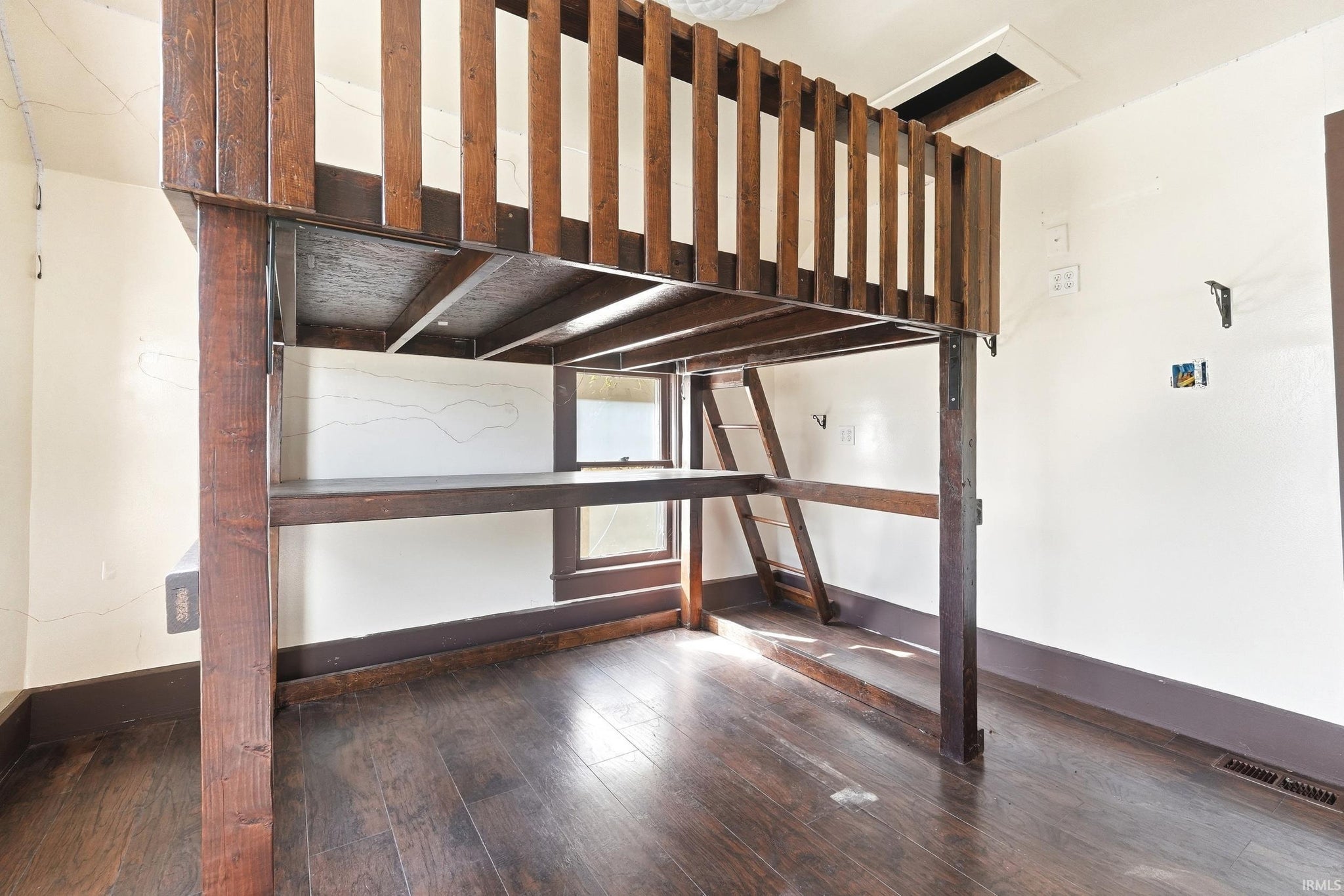 Image of 208 S Franklin Street