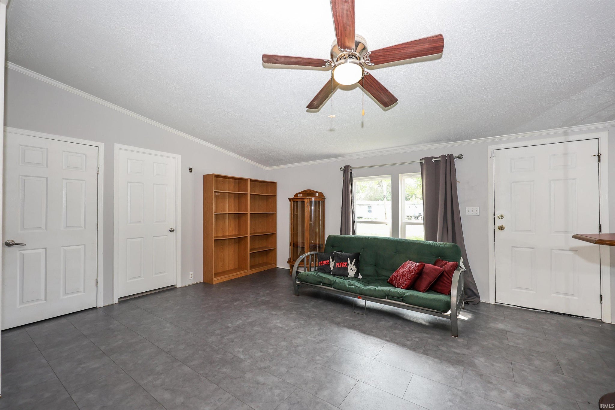 Image of 500 N Creek Bank Road