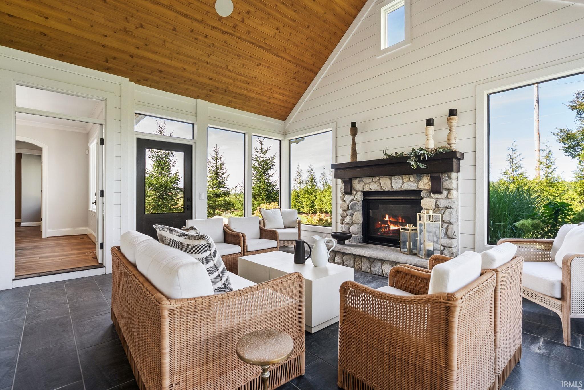 Image of 2591 Pine Straw Drive