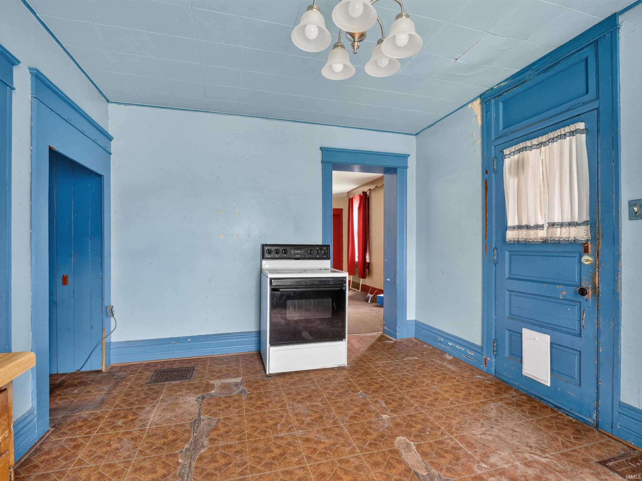 Image of 525 Lavina Street