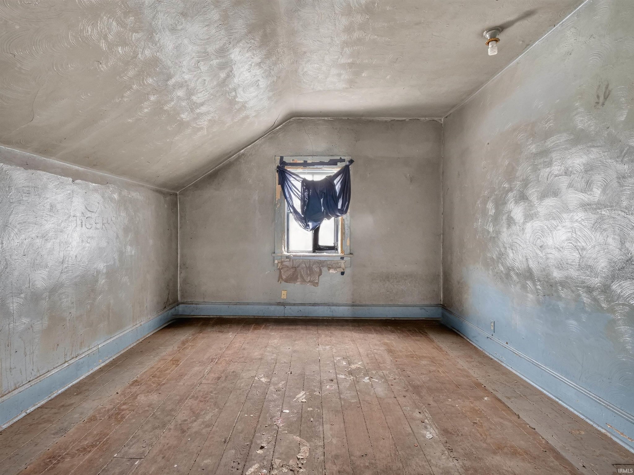 Image of 525 Lavina Street