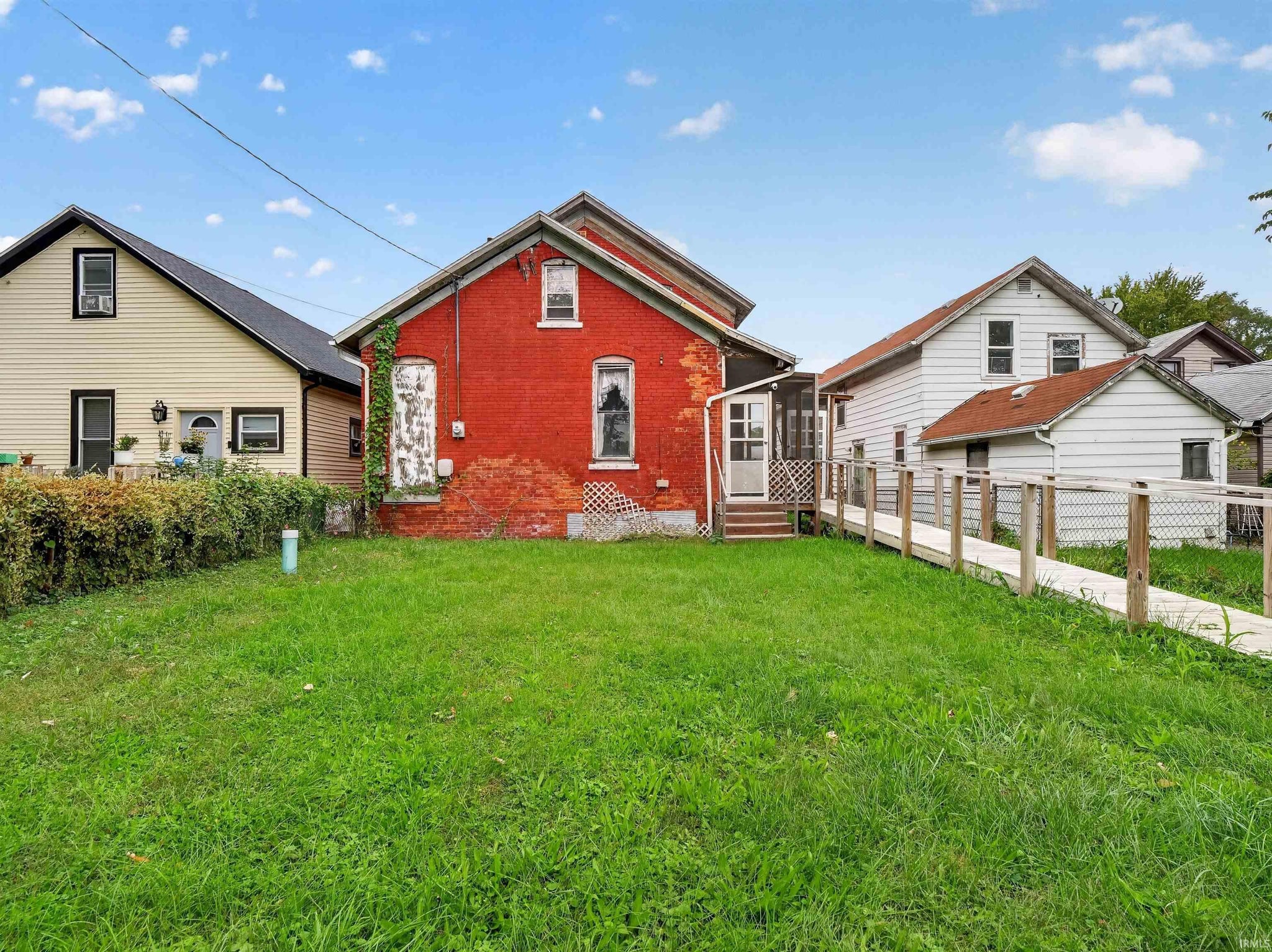 Image of 525 Lavina Street