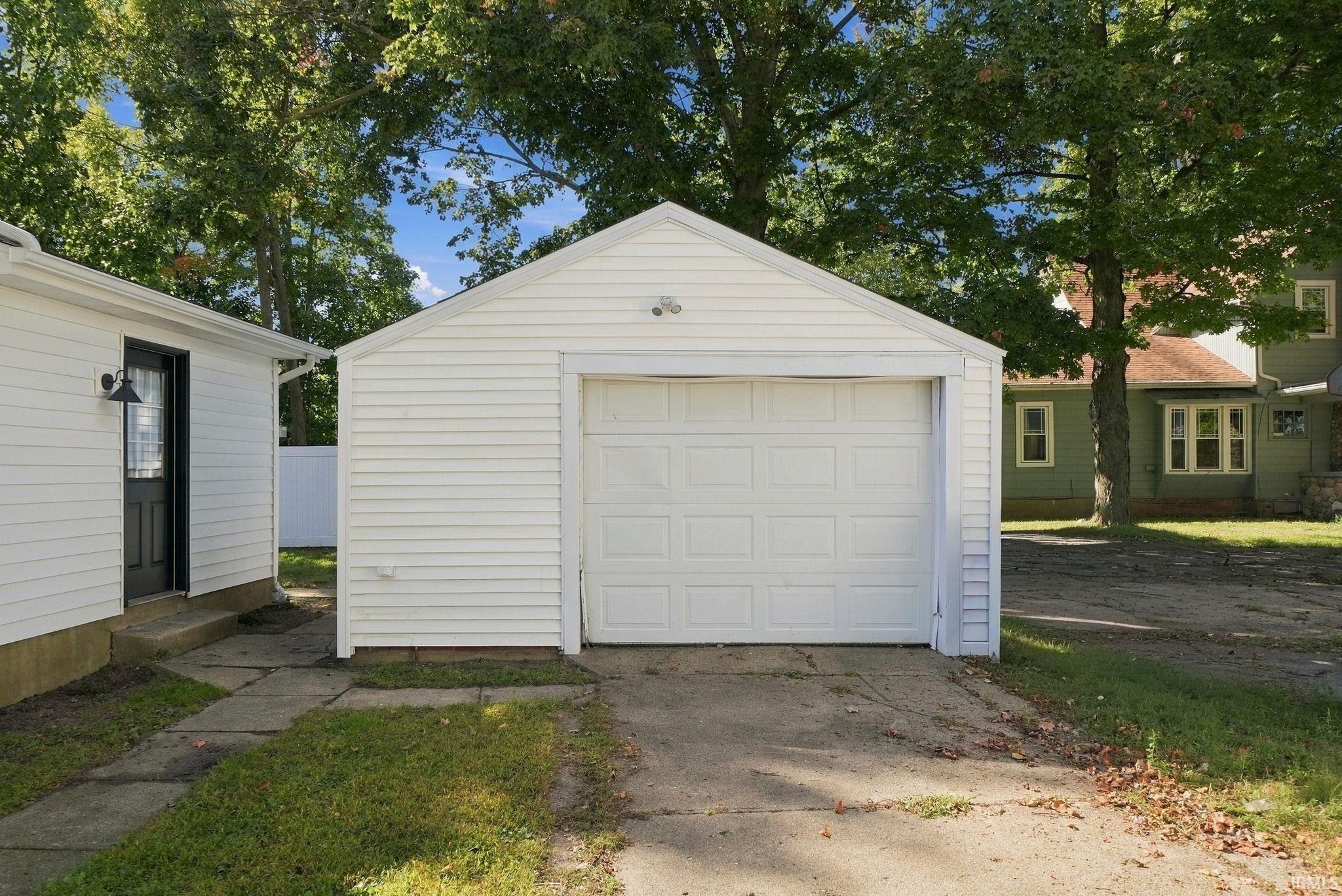 Image of 206 S Superior Street